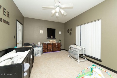 Spacious 5BR/5BA Home in Beautiful Diamondhead, MSDiscover on Diamondhead Country Club in Mississippi - for sale on GolfHomes.com, golf home, golf lot