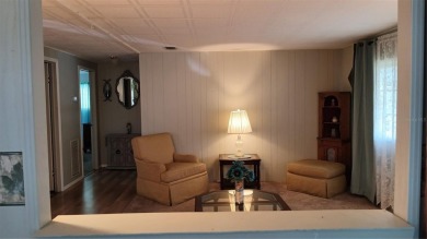 PRICE IMPROVEMENT!!!! This cozy and comfortable GOLF COURSE home on High Point Golf Club, Inc. in Florida - for sale on GolfHomes.com, golf home, golf lot