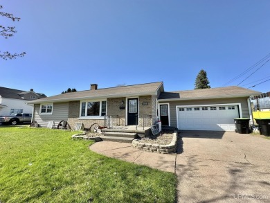 Welcome to this charming ranch home, beautifully updated and on Pine Grove Country Club in Michigan - for sale on GolfHomes.com, golf home, golf lot