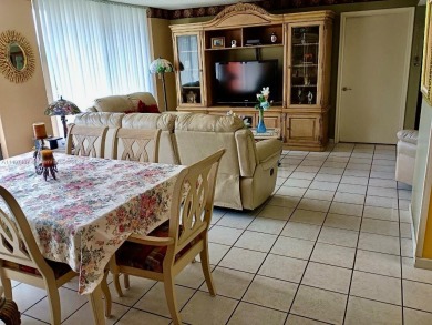 Lake view unit with 3 big bedrooms and 2 bathrooms. Huge on Fontainebleau Golf Course in Florida - for sale on GolfHomes.com, golf home, golf lot