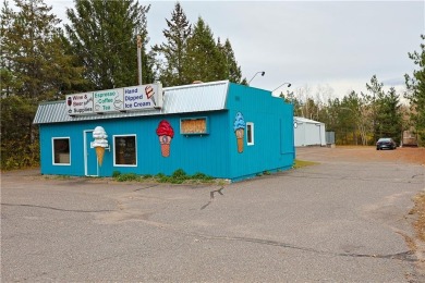 How can you go wrong with Ice Cream and Mini Golf? This Ice on Tee-A-Way Golf Club in Wisconsin - for sale on GolfHomes.com, golf home, golf lot