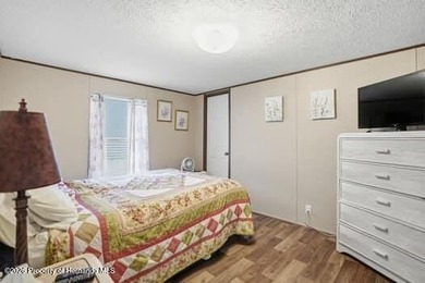 MOVE IN READY!!! Welcome to this beautiful 2023, Clayton Built on Brookridge Country Club in Florida - for sale on GolfHomes.com, golf home, golf lot