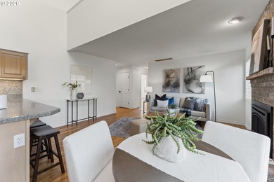 Single owner home with newer roof, new HVAC, newer water heater on Charbonneau Golf Club in Oregon - for sale on GolfHomes.com, golf home, golf lot