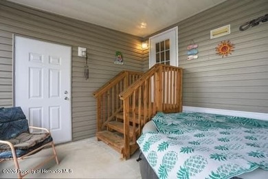 MOVE IN READY!!! Welcome to this beautiful 2023, Clayton Built on Brookridge Country Club in Florida - for sale on GolfHomes.com, golf home, golf lot