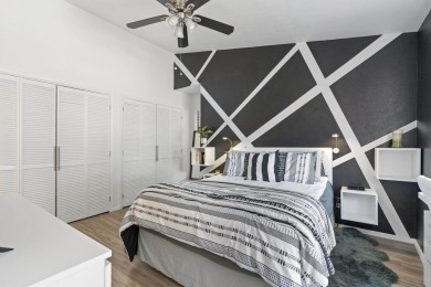 Beautifully remodeled one-story townhome in prime Horseshoe Bay on Slick Rock Golf Course - Horseshoe Bay in Texas - for sale on GolfHomes.com, golf home, golf lot