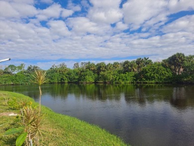 Situated Right On The Lake , Super Cute Fully Furnished Home ! on Riverwood Golf Club in Florida - for sale on GolfHomes.com, golf home, golf lot