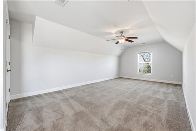 Welcome to this well maintained Beachwood Floorplan in Cresswind on Lanier Island Legacy Golf Couorse in Georgia - for sale on GolfHomes.com, golf home, golf lot