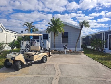 Situated Right On The Lake , Super Cute Fully Furnished Home ! on Riverwood Golf Club in Florida - for sale on GolfHomes.com, golf home, golf lot