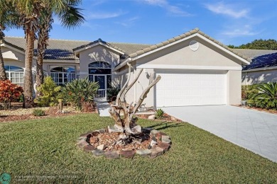 REDUCED! MOTIVATED SELLER! Stunning villa with expansive on Aberdeen Golf and Country Club in Florida - for sale on GolfHomes.com, golf home, golf lot