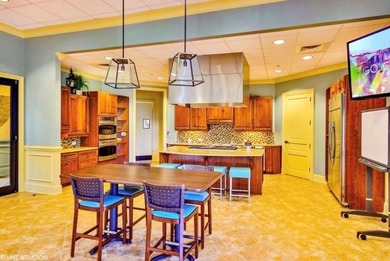 Welcome to this well maintained Beachwood Floorplan in Cresswind on Lanier Island Legacy Golf Couorse in Georgia - for sale on GolfHomes.com, golf home, golf lot