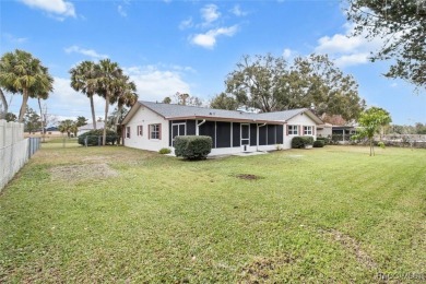 This beautifully remodeled home is right in the HEART of golf on Plantation Inn and Golf Resort  in Florida - for sale on GolfHomes.com, golf home, golf lot