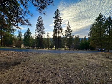 Build your dream home on this 0.50 acre residential homesite at on Running Y Ranch Resort in Oregon - for sale on GolfHomes.com, golf home, golf lot