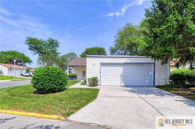 Welcome to this beautifully newly renovate/ updated Masterlodge on Clearbrook Golf Club in New Jersey - for sale on GolfHomes.com, golf home, golf lot