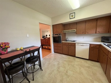 Come and see this well-maintained West Side Gem, a 1400 sq ft on On Top Of The World Golf Course in Florida - for sale on GolfHomes.com, golf home, golf lot