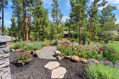 Modern Riverfront Townhome located in Rivers Edge Village. Enjoy on Rivers Edge Golf Resort in Oregon - for sale on GolfHomes.com, golf home, golf lot