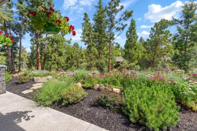 Modern Riverfront Townhome located in Rivers Edge Village. Enjoy on Rivers Edge Golf Resort in Oregon - for sale on GolfHomes.com, golf home, golf lot