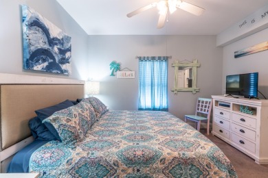 Remaining 2025 HOA fees being paid by seller at time of on Signal Hill Golf Course, Inc. in Florida - for sale on GolfHomes.com, golf home, golf lot