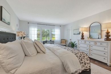 Welcome to Hunters Run, a mandatory buy-in and yearly membership on Hunters Run Golf and Country Club in Florida - for sale on GolfHomes.com, golf home, golf lot
