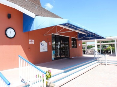 2 bed/2 bath in a cul-de-sac, long driveway w/space for vehicles on Barefoot Bay Golf Course in Florida - for sale on GolfHomes.com, golf home, golf lot