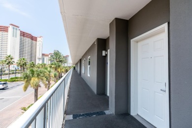 Remaining 2025 HOA fees being paid by seller at time of on Signal Hill Golf Course, Inc. in Florida - for sale on GolfHomes.com, golf home, golf lot