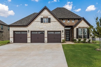 This sought-after single-story Altura Birch floorplan is now on Heath Golf and Yacht Club in Texas - for sale on GolfHomes.com, golf home, golf lot