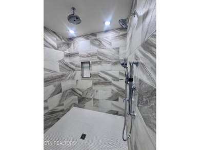 Come and enjoy your outdoor lifestyle with this easy to maintain on Druid Hills Golf Club in Tennessee - for sale on GolfHomes.com, golf home, golf lot