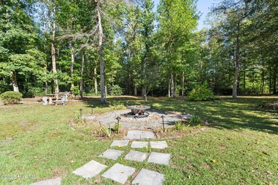 You don't want to miss this 5 bedroom, 3.5 bathroom Coastal on Belvedere Country Club in North Carolina - for sale on GolfHomes.com, golf home, golf lot