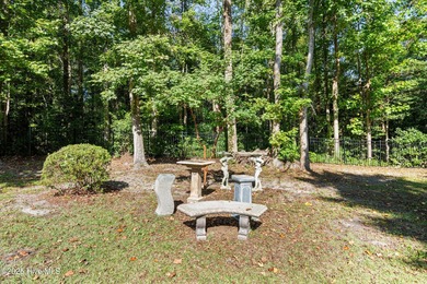 You don't want to miss this 5 bedroom, 3.5 bathroom Coastal on Belvedere Country Club in North Carolina - for sale on GolfHomes.com, golf home, golf lot