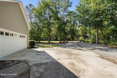 You don't want to miss this 5 bedroom, 3.5 bathroom Coastal on Belvedere Country Club in North Carolina - for sale on GolfHomes.com, golf home, golf lot
