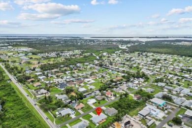 Investment Opportunity in Englewood! This 2003-built duplex at on Oyster Creek Golf Club in Florida - for sale on GolfHomes.com, golf home, golf lot