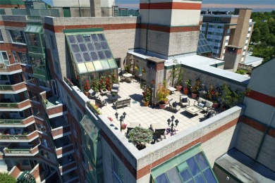Magnificent 2 bedroom, 2.5 bath Penthouse with enormous rooftop on Garden City Golf Club in New York - for sale on GolfHomes.com, golf home, golf lot