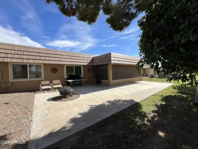 Beautiful 3 bedroom Gemini/Twin home situated on the 17th hole on Sun City Lakes West and East in Arizona - for sale on GolfHomes.com, golf home, golf lot