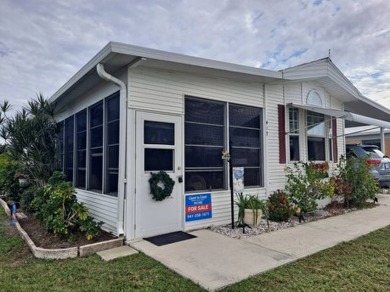 New Roof , Fully Furnished, Move-In Ready! Comes with Golf Cart on Riverwood Golf Club in Florida - for sale on GolfHomes.com, golf home, golf lot