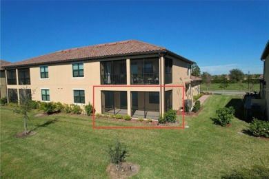 HUGE DECREASE for this beautiful move in ready coach home, as on Plantation Golf and Country Club in Florida - for sale on GolfHomes.com, golf home, golf lot