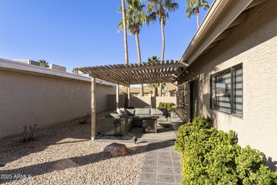 Outstanding curb appeal! Nicely updated 2BR, 2BA Cimarron model on Cottonwood Country Club in Arizona - for sale on GolfHomes.com, golf home, golf lot