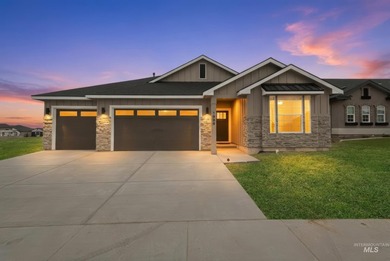 Thoughtfully designed single-level floor plan offers 3 bedrooms on Hunters Point Golf Club in Idaho - for sale on GolfHomes.com, golf home, golf lot