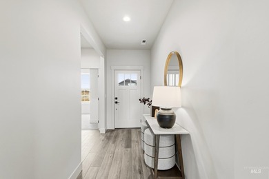 Thoughtfully designed single-level floor plan offers 3 bedrooms on Hunters Point Golf Club in Idaho - for sale on GolfHomes.com, golf home, golf lot