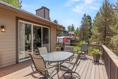 GREAT PRICE AND LOCATION - DUPLEX TOWNHOME WITH GARAGE AT THE on Running Y Ranch Resort in Oregon - for sale on GolfHomes.com, golf home, golf lot