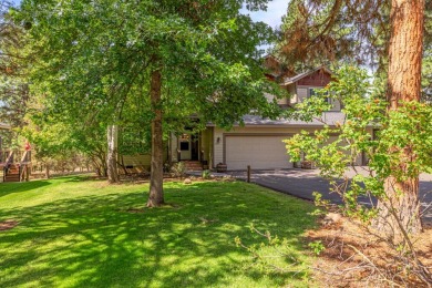 GREAT PRICE AND LOCATION - DUPLEX TOWNHOME WITH GARAGE AT THE on Running Y Ranch Resort in Oregon - for sale on GolfHomes.com, golf home, golf lot