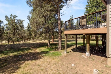 GREAT PRICE AND LOCATION - DUPLEX TOWNHOME WITH GARAGE AT THE on Running Y Ranch Resort in Oregon - for sale on GolfHomes.com, golf home, golf lot