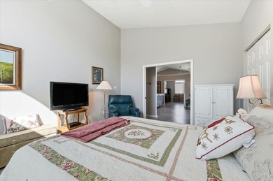 Under contract-accepting backup offers. THIS GORGEOUS UPDATED on Sandpiper Golf Club in Florida - for sale on GolfHomes.com, golf home, golf lot