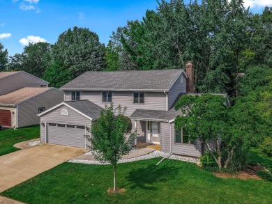 Absolutely lovely home on a quiet street in sought-after on Bliss Creek Golf Club in Illinois - for sale on GolfHomes.com, golf home, golf lot