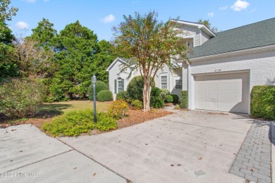 Welcome to this lovely, well-maintained,  and move-in ready on Members Club At St. James Plantation in North Carolina - for sale on GolfHomes.com, golf home, golf lot