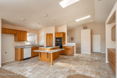 Great location on this Prescott Country Club home that is on Prescott Golf and Country Club in Arizona - for sale on GolfHomes.com, golf home, golf lot
