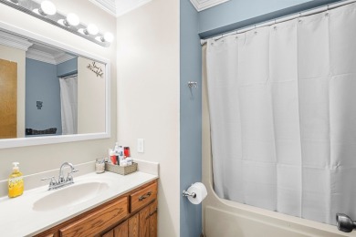 Delightful  3 bed, 2.5 bath home in Fairfield Glade with 1,950 on Stonehenge Golf Course in Tennessee - for sale on GolfHomes.com, golf home, golf lot