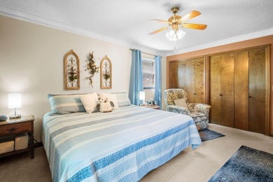 Delightful  3 bed, 2.5 bath home in Fairfield Glade with 1,950 on Stonehenge Golf Course in Tennessee - for sale on GolfHomes.com, golf home, golf lot