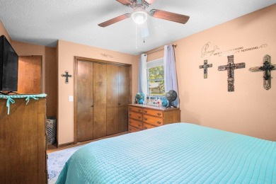 Delightful  3 bed, 2.5 bath home in Fairfield Glade with 1,950 on Stonehenge Golf Course in Tennessee - for sale on GolfHomes.com, golf home, golf lot