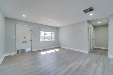 Your slice of Waterfront Paradise:  Experience the ultimate on Mainlands Golf Club in Florida - for sale on GolfHomes.com, golf home, golf lot