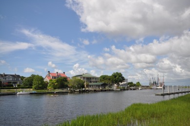 Sought-after Bayview Acres neighborhood in the heart of Mount on Patriots Point Links on Charleston Harbor in South Carolina - for sale on GolfHomes.com, golf home, golf lot