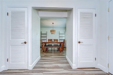 Charming ranch home in historic Forest Hills. If you're dreaming on Babe Zaharias Golf Course in Florida - for sale on GolfHomes.com, golf home, golf lot